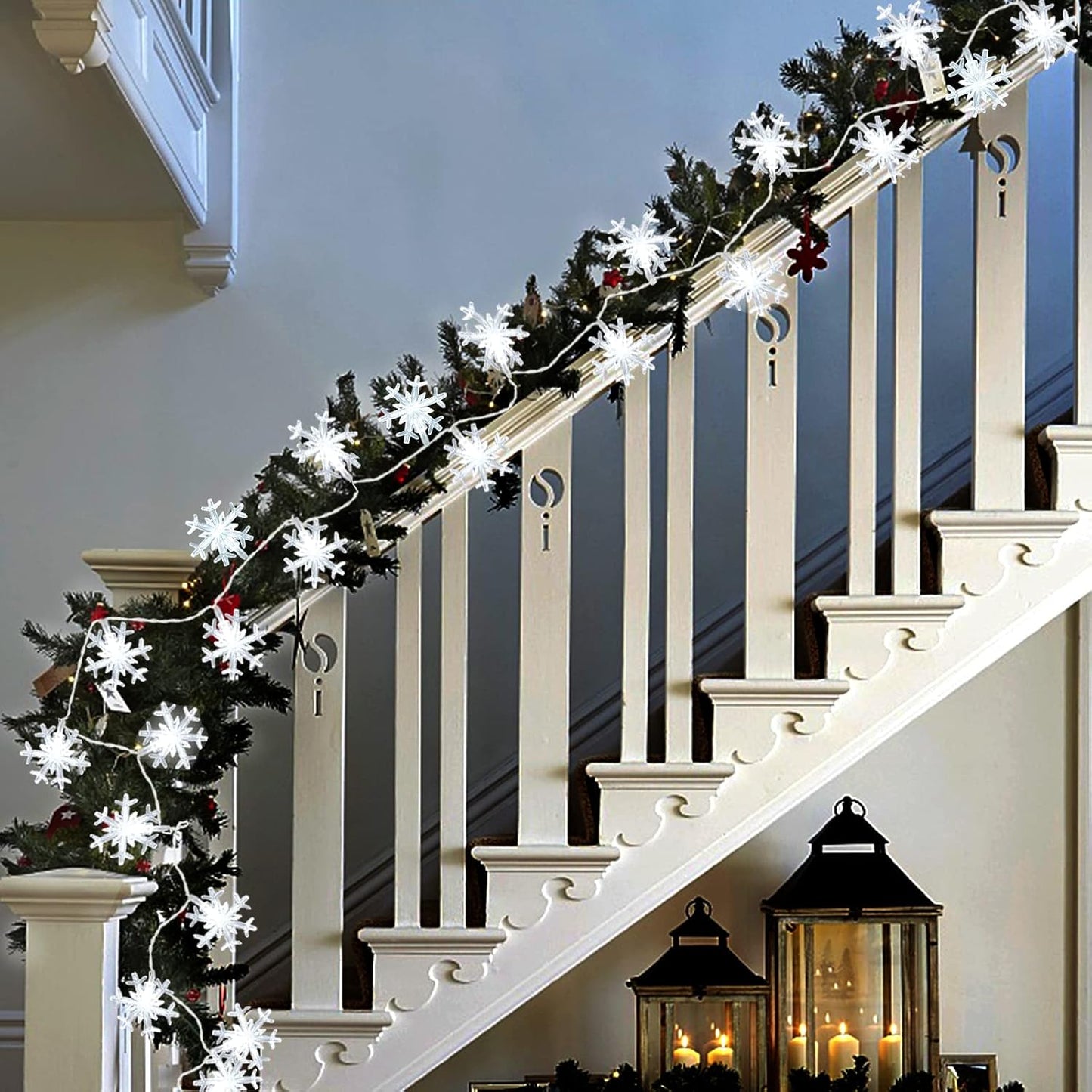 80 LED Christmas Lights, 32.8 Ft Snowflake String Lights Battery Operated Led Twinkle Lights, Winter Wonderland Room Decorations Lights for Xmas Home Bedroom Tree, Holiday Indoor/Outdoor Decor