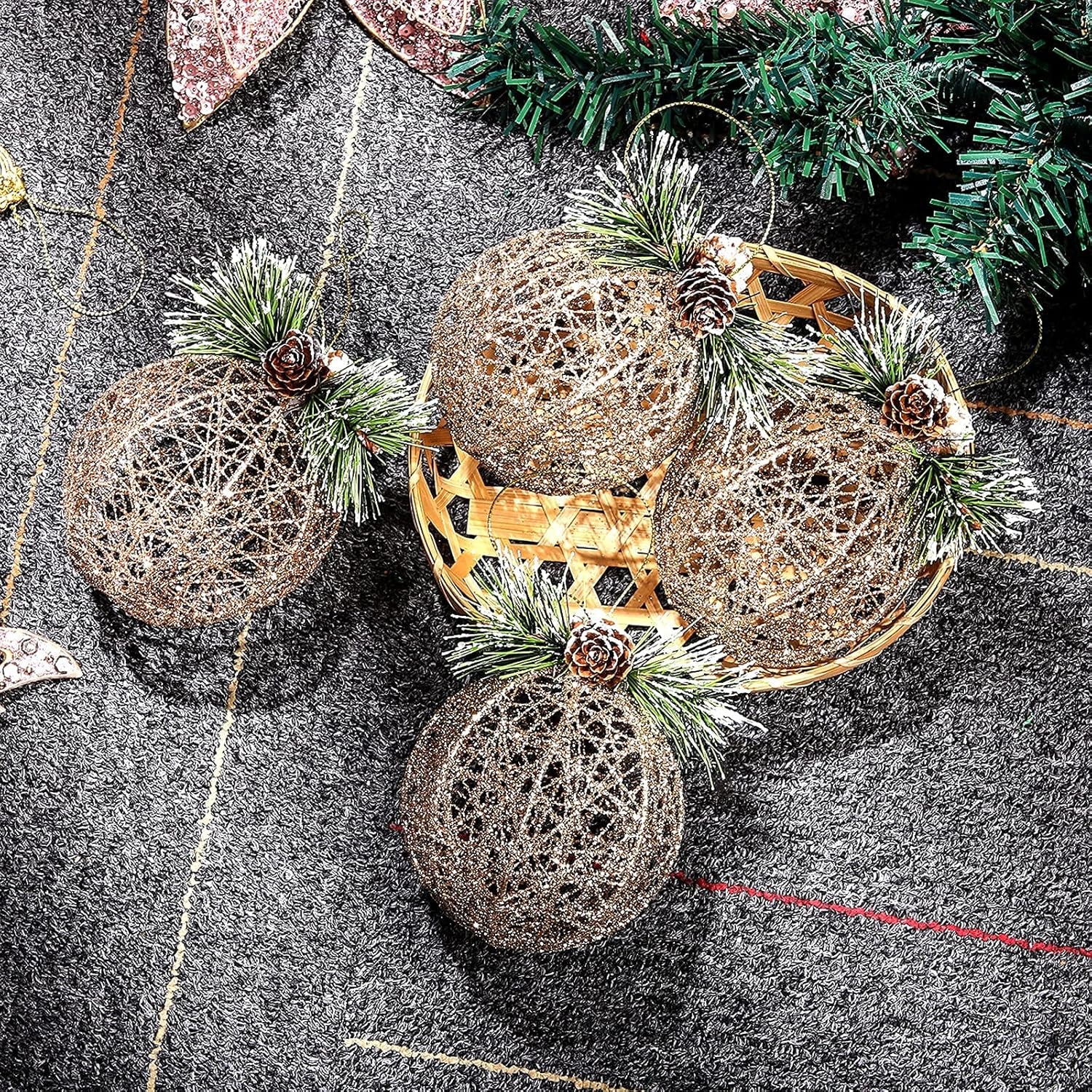 Christmas Ball Ornaments, 4Pc Set Champagne Pinecone Rattan Thread String Christmas Tree Ornament Xmas Trees Wedding Party Decorations