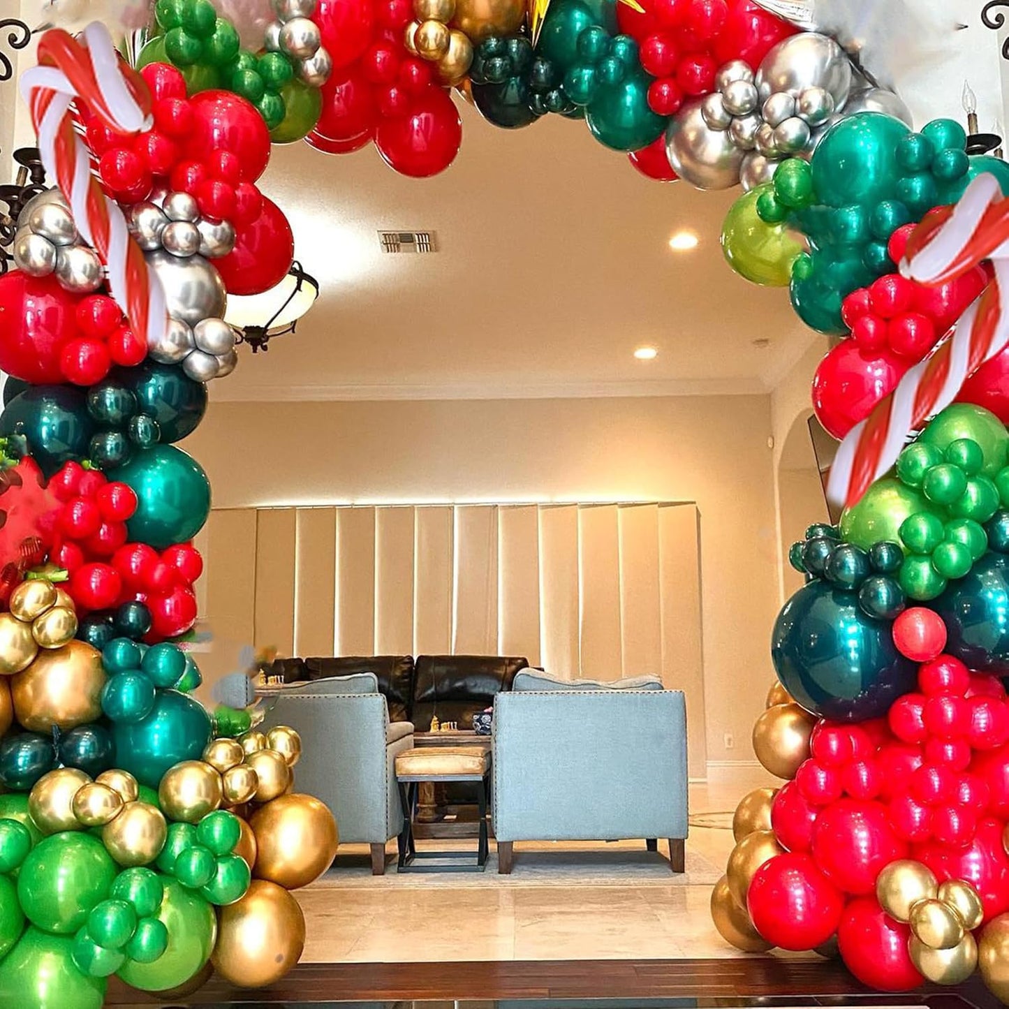 149Pcs Christmas Balloons Garland Kit with Gold Explosion Star Foil Balloons for Xmas Party or New Year Party Decorations