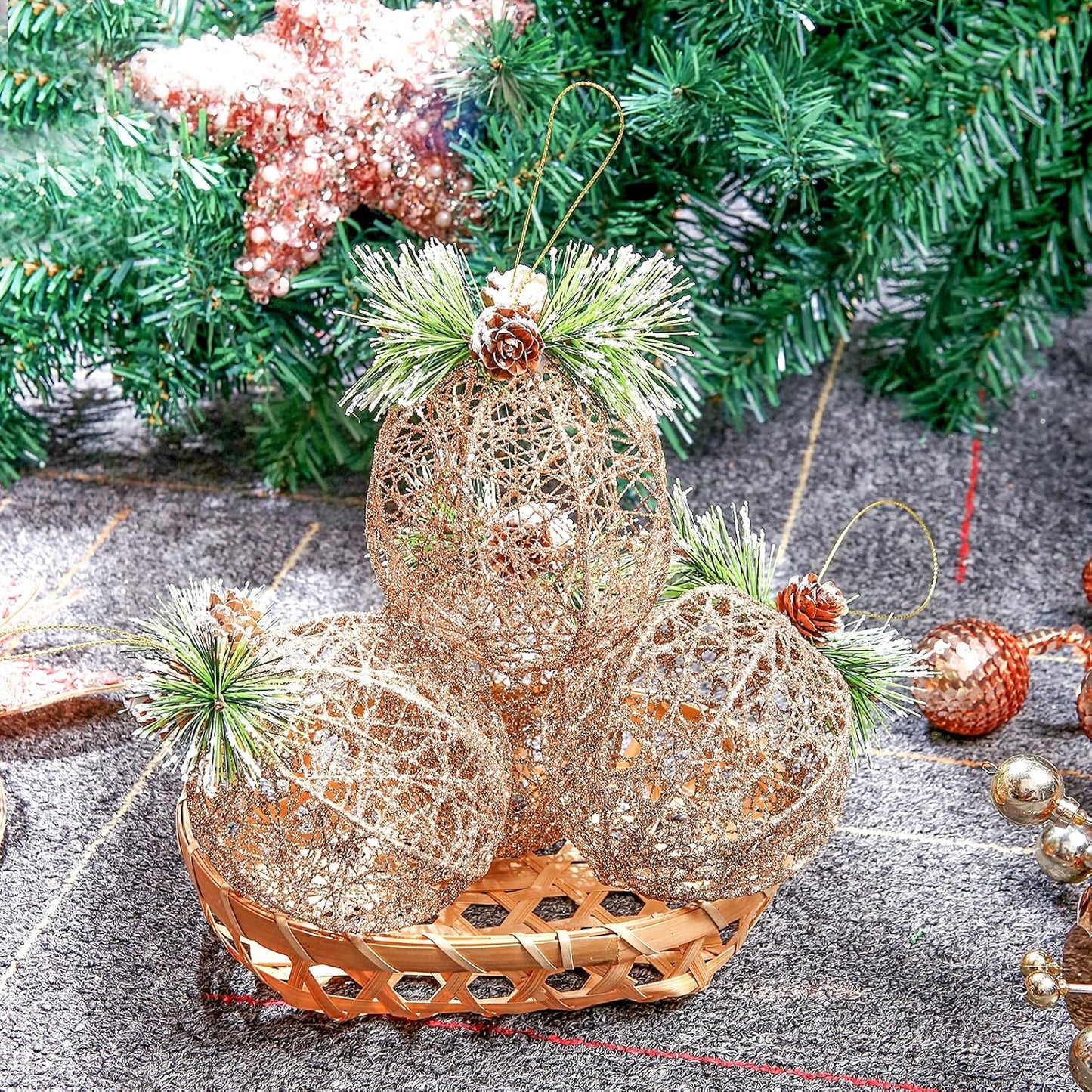 Christmas Ball Ornaments, 4Pc Set Champagne Pinecone Rattan Thread String Christmas Tree Ornament Xmas Trees Wedding Party Decorations