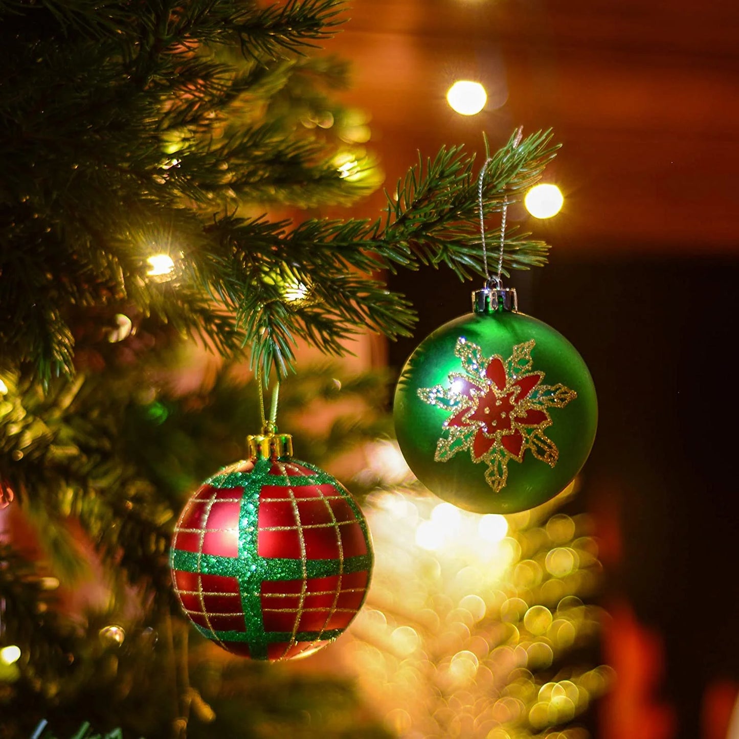 108Ct Christmas Ornaments Set, Red Green Gold Christmas Tree Ornaments for Party Decor