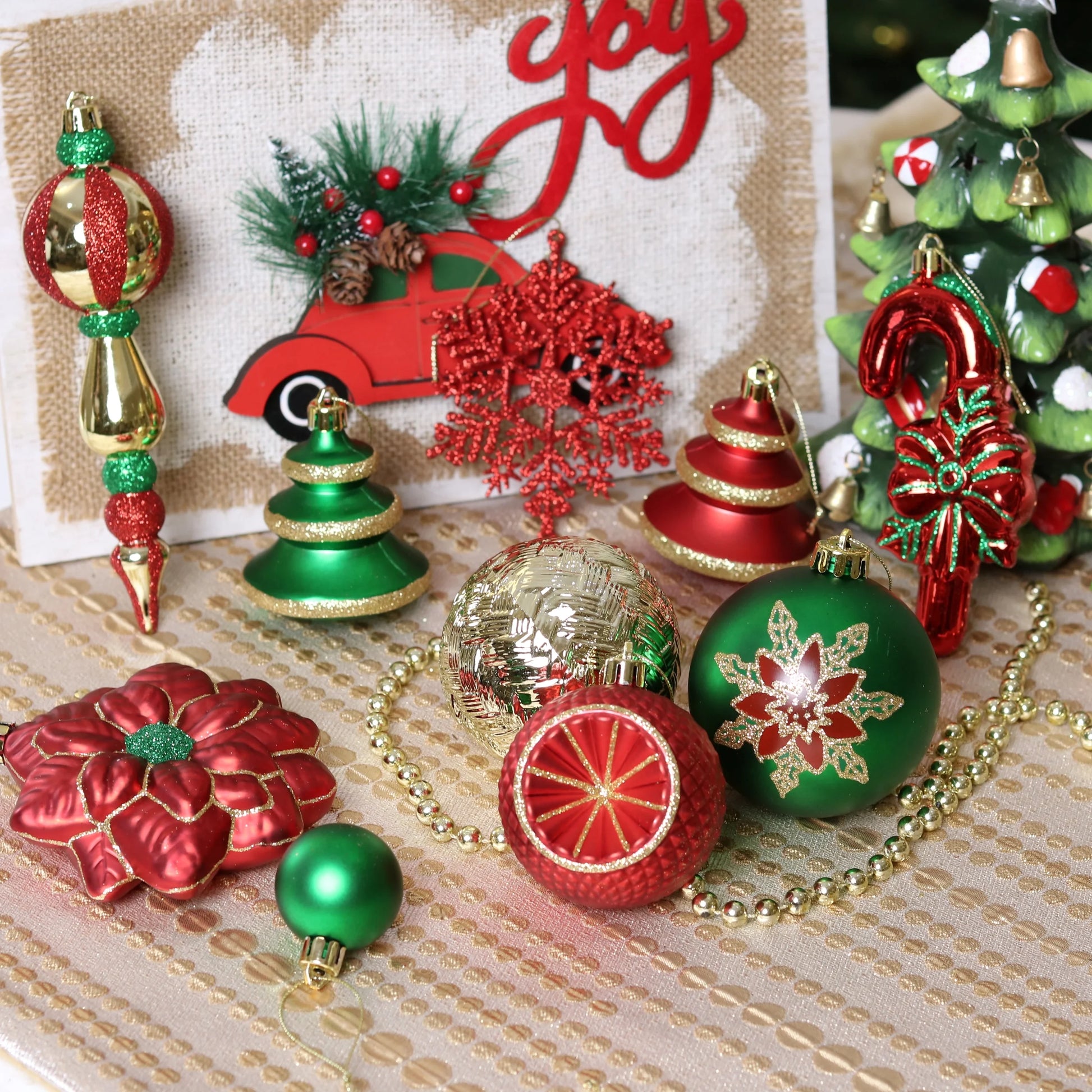 108Ct Christmas Ornaments Set, Red Green Gold Christmas Tree Ornaments for Party Decor