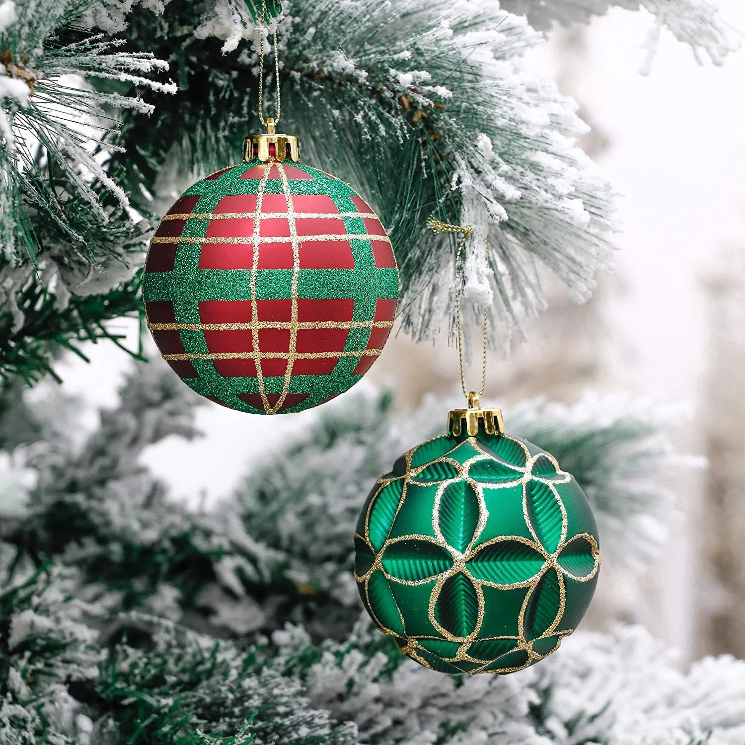 16Ct 3.15" Christmas Ball Ornaments, Red Green Gold Shatterproof Ornaments for Xmas Party Decor